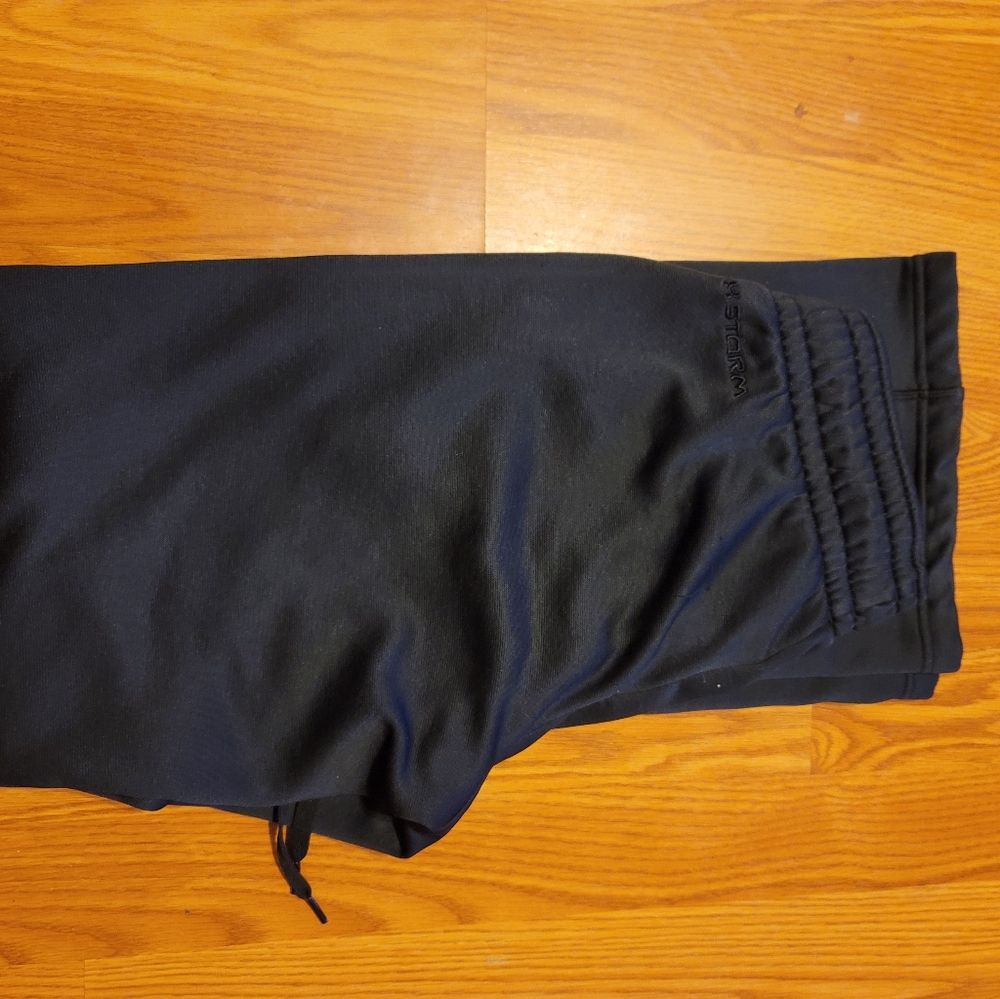 Women's UA joggers